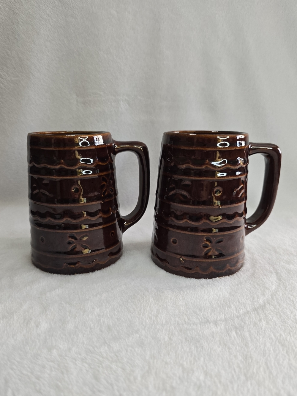 Vintage Marcrest Daisy Dot Stoneware Mugs, Set of 2 Mid Century US made